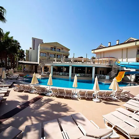 فندق Laberna مرمريس